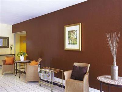 фото отеля Citadines Apart'hotel Aix Jas de Bouffan