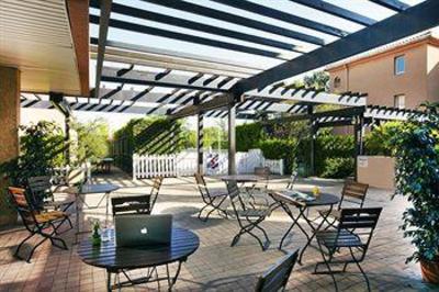 фото отеля Citadines Apart'hotel Aix Jas de Bouffan