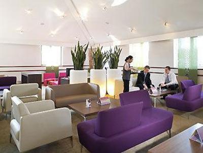 фото отеля Novotel Stevenage
