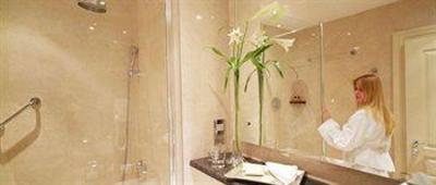 фото отеля Randles Court Hotel