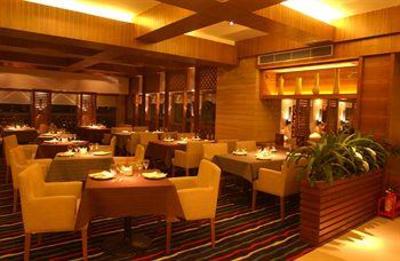 фото отеля South China Harbour Hotel