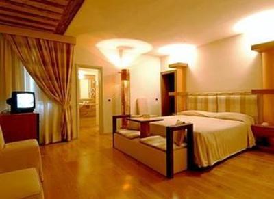 фото отеля Universo Hotel Lucca