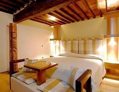фото отеля Universo Hotel Lucca