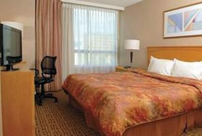 фото отеля Landis Hotel & Suites