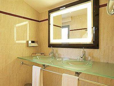 фото отеля Grand Hotel Mercure Nantes Central