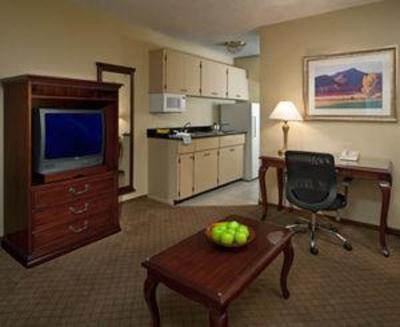фото отеля BEST WESTERN Bakerview Inn
