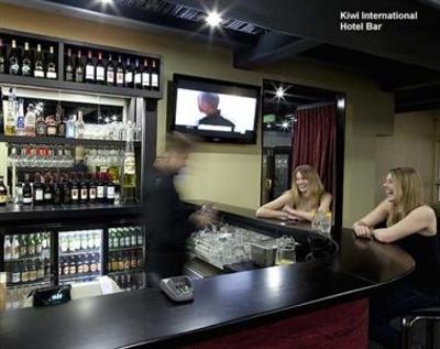 фото отеля Kiwi International Hotel