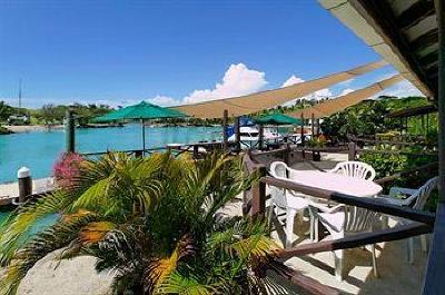 фото отеля Musket Cove Island Resort
