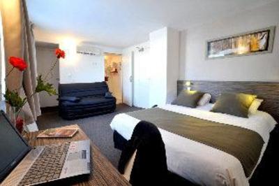 фото отеля Hotel Aulizen Saint-Herblain
