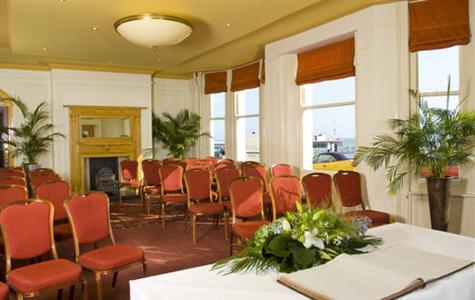 фото отеля Barcelo Brighton Old Ship Hotel