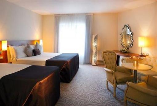 фото отеля Harlequin Hotel Castlebar