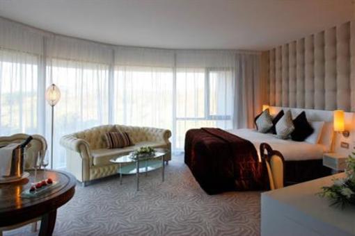 фото отеля Harlequin Hotel Castlebar