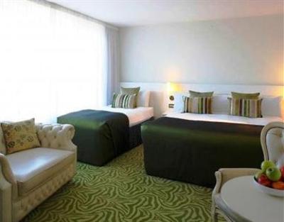 фото отеля Harlequin Hotel Castlebar