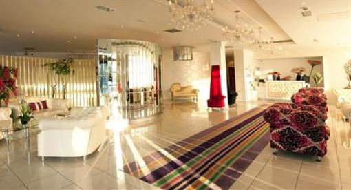фото отеля Harlequin Hotel Castlebar