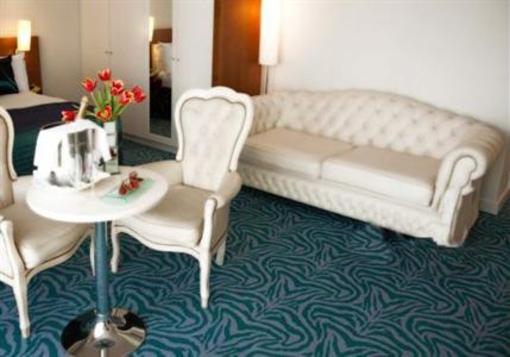 фото отеля Harlequin Hotel Castlebar