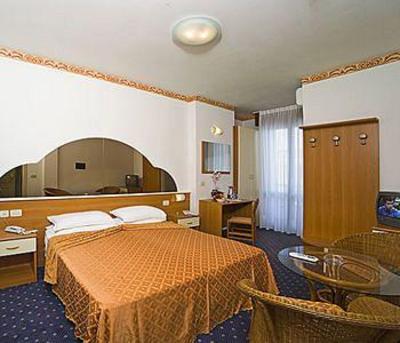 фото отеля Hotel Montecarlo Bibione