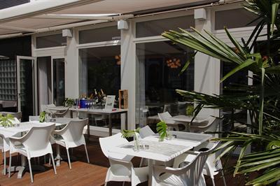 фото отеля Hotel Restaurant Royal Sas van Gent