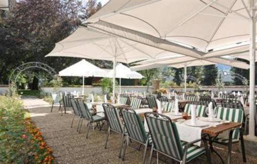 фото отеля Schloss Hunigen Swiss Quality Parkhotel Konolfingen