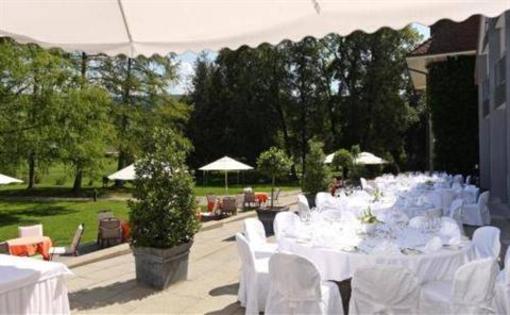фото отеля Schloss Hunigen Swiss Quality Parkhotel Konolfingen