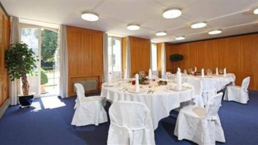 фото отеля Schloss Hunigen Swiss Quality Parkhotel Konolfingen