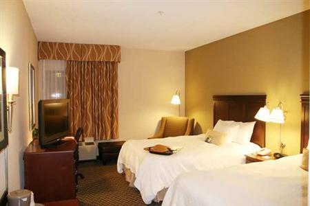 фото отеля Hampton Inn East Lansing