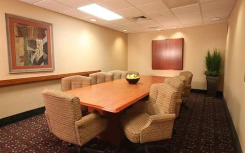 фото отеля Hampton Inn East Lansing