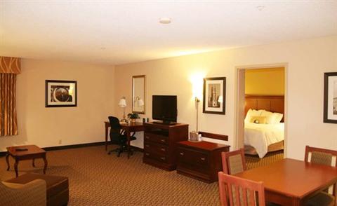 фото отеля Hampton Inn East Lansing