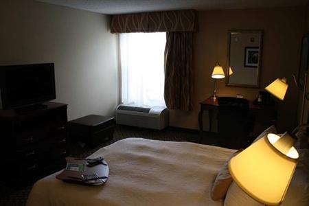 фото отеля Hampton Inn East Lansing