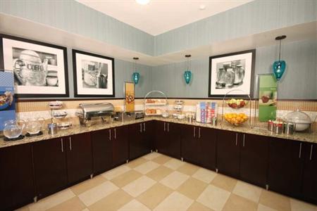 фото отеля Hampton Inn East Lansing