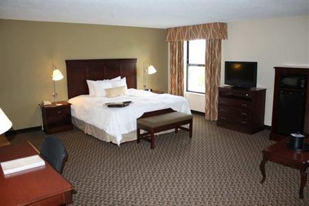 фото отеля Hampton Inn East Lansing