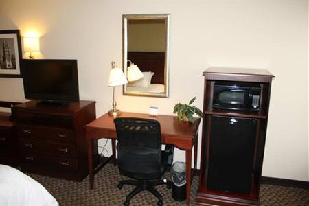фото отеля Hampton Inn East Lansing