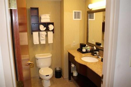 фото отеля Hampton Inn East Lansing