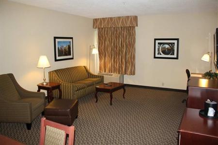 фото отеля Hampton Inn East Lansing