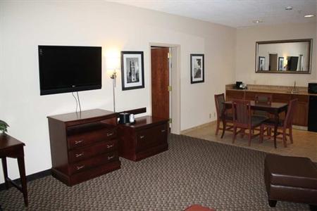 фото отеля Hampton Inn East Lansing