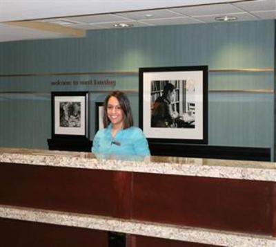 фото отеля Hampton Inn East Lansing