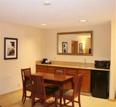 фото отеля Hampton Inn East Lansing