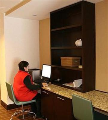 фото отеля Hampton Inn East Lansing