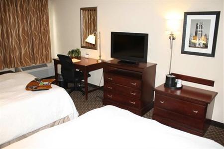 фото отеля Hampton Inn East Lansing