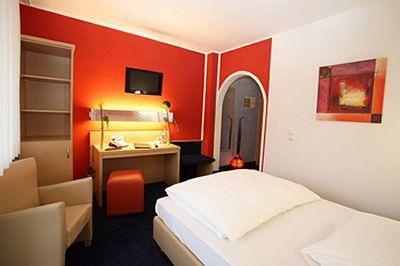 фото отеля Hotel Silberhorn Nuremberg