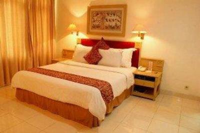 фото отеля Kusuma Sahid Prince Hotel
