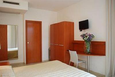 фото отеля Arc En Ciel Hotel Diano Marina