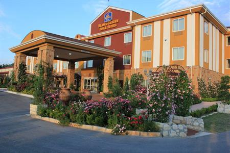 фото отеля BEST WESTERN PLUS Blanco Luxury Inn & Suites