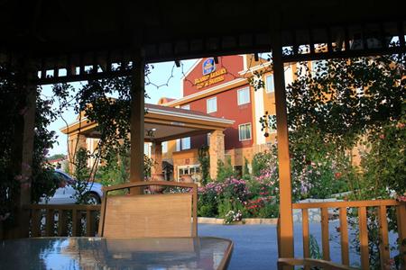 фото отеля BEST WESTERN PLUS Blanco Luxury Inn & Suites