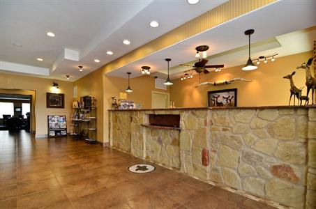 фото отеля BEST WESTERN PLUS Blanco Luxury Inn & Suites