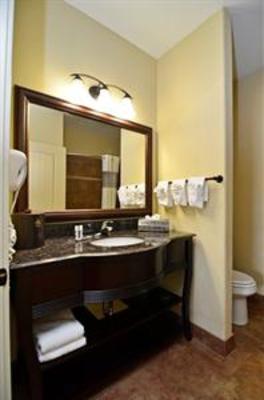 фото отеля BEST WESTERN PLUS Blanco Luxury Inn & Suites