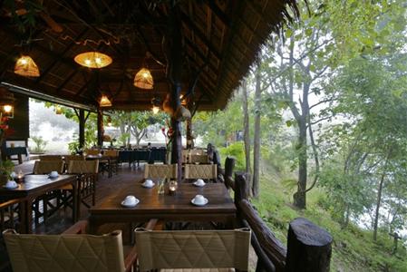 фото отеля Hintok River Camp Sai Yok
