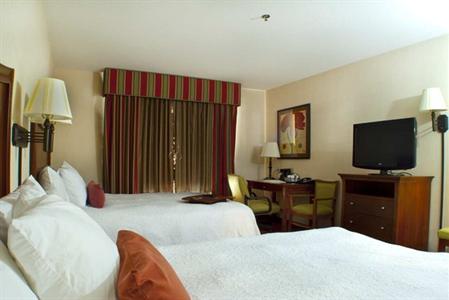 фото отеля Hampton Inn Hadley-Amherst