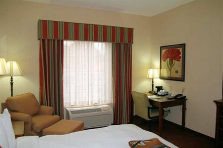 фото отеля Hampton Inn Hadley-Amherst
