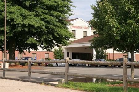 фото отеля Hampton Inn Hadley-Amherst