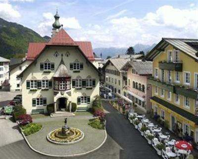 фото отеля Hotel Gasthof Zur Post St. Gilgen